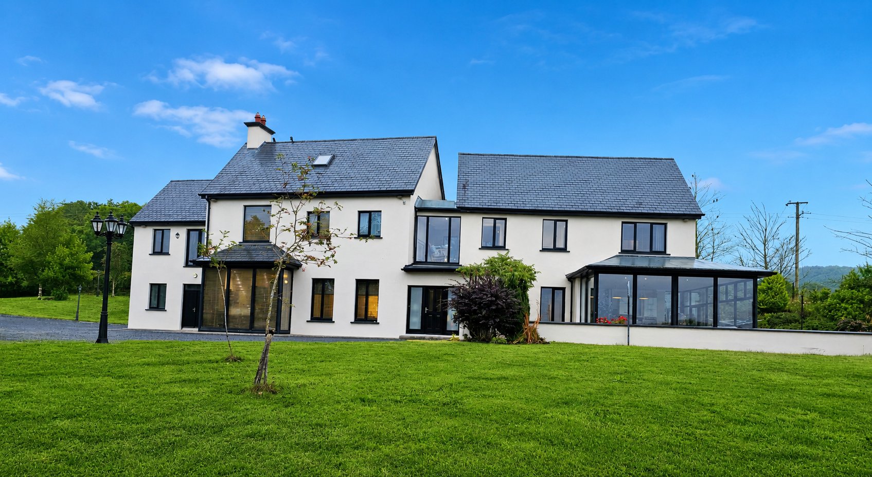 Large Modern and Spacious 5 Bedroom House in Millstreet, Cork