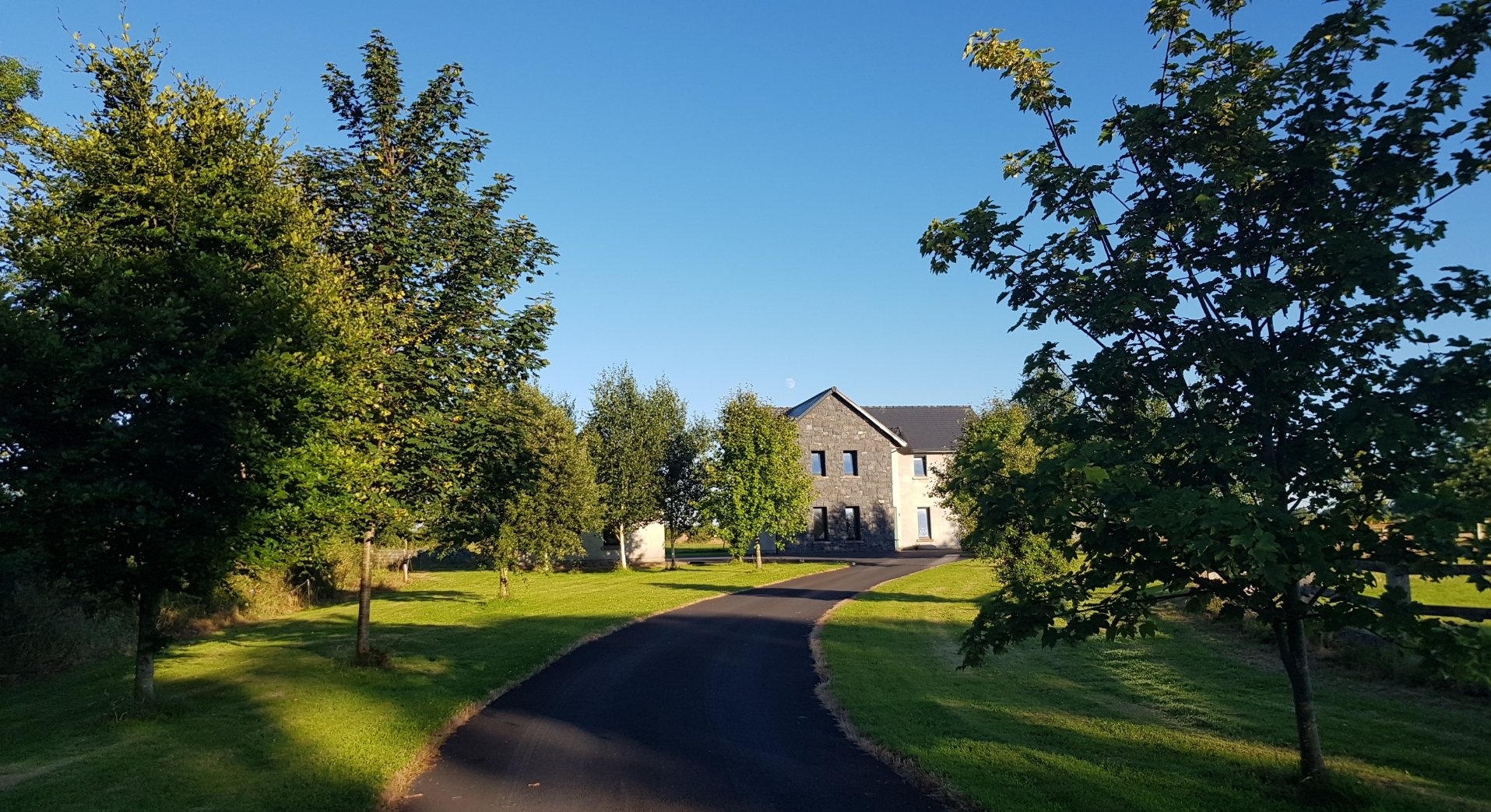 Near Ryder Cup venue - Beautiful Country House