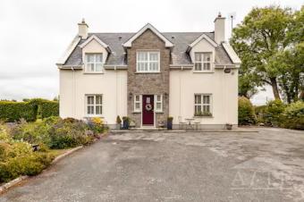 Three Bedroom House in Kilcolgan