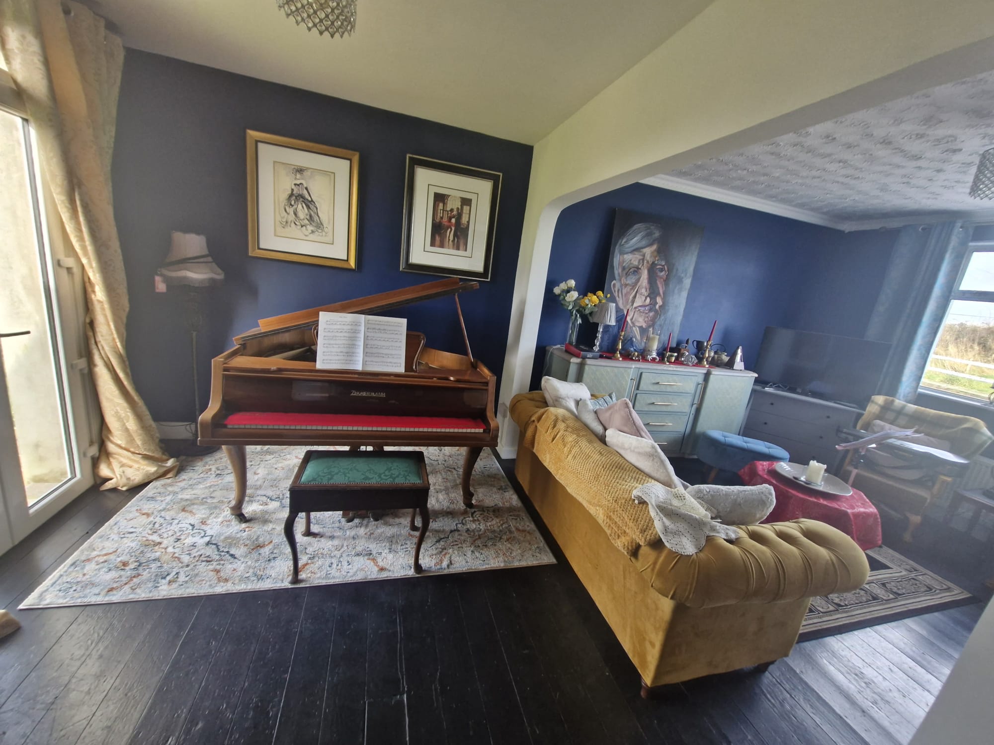 4 Bed Castlemahon Farmhouse with Character. 20 min to Ryder Cup pick up