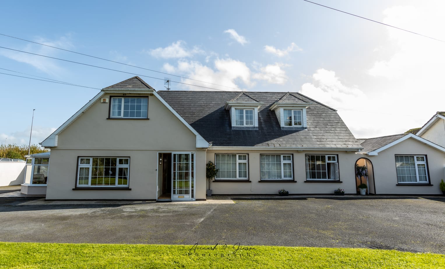 6 Bedroom House in Boher, Limerick