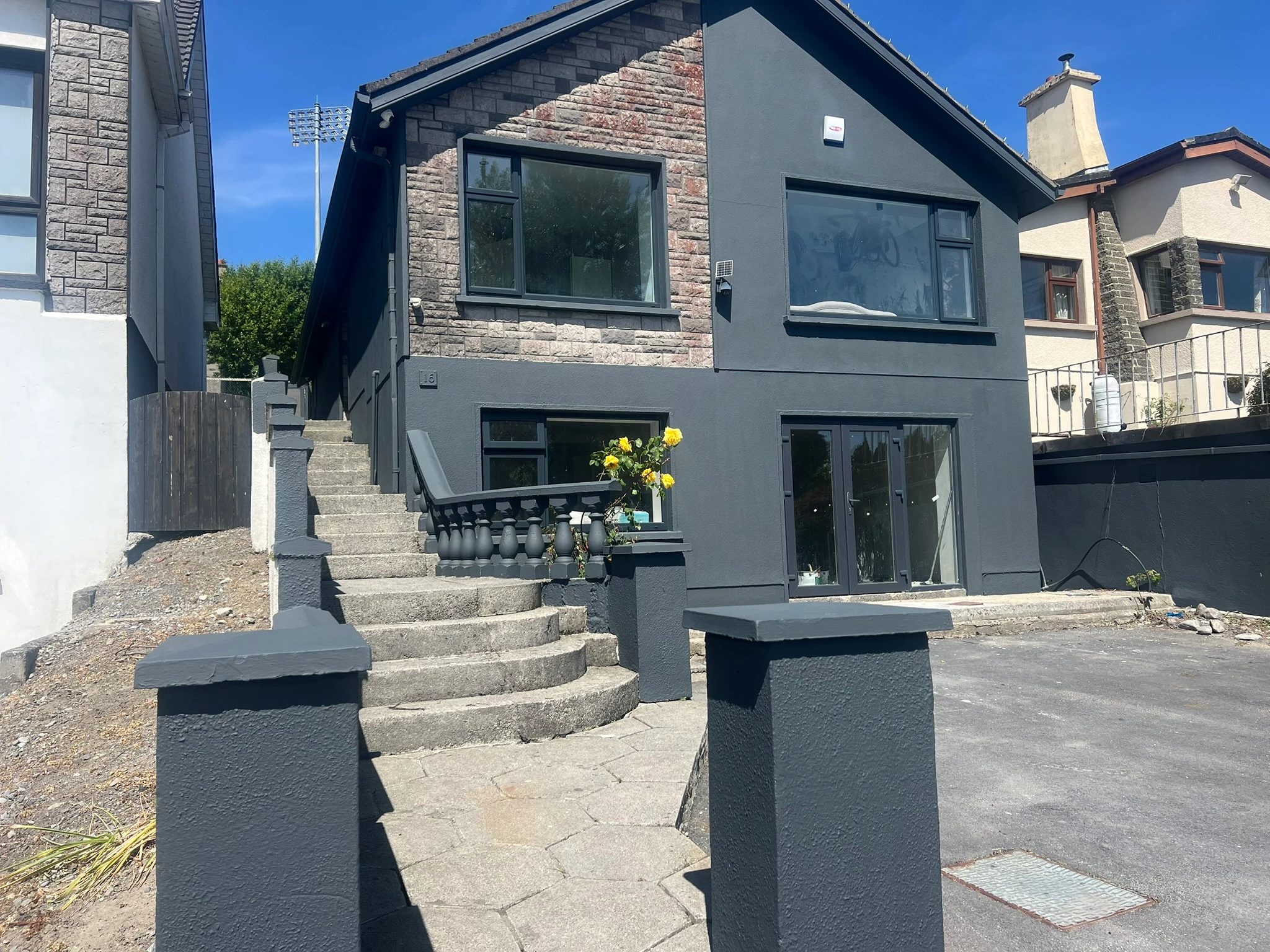 Bayside House — photo 1