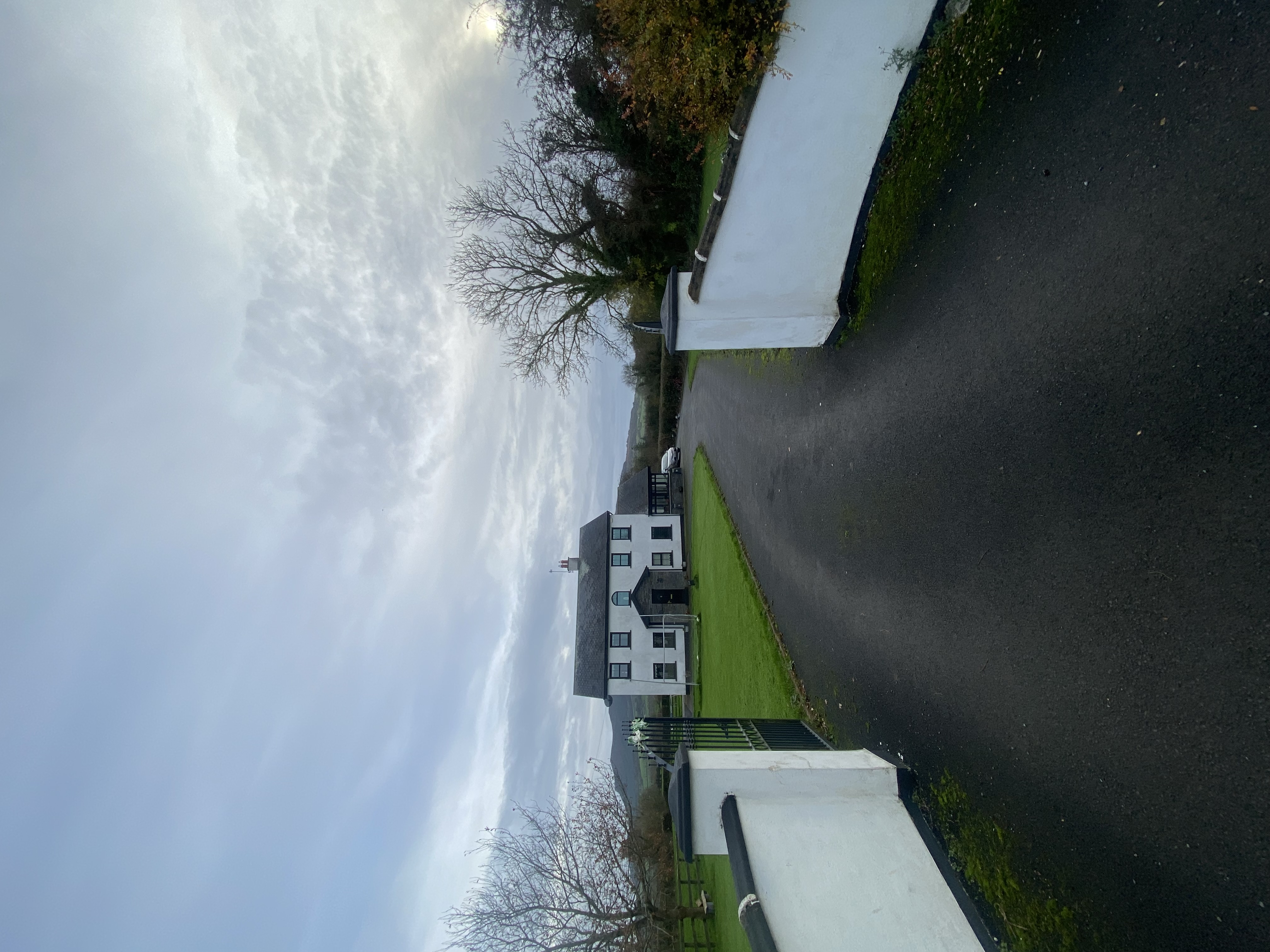 Five Bedroom House in Knocklong