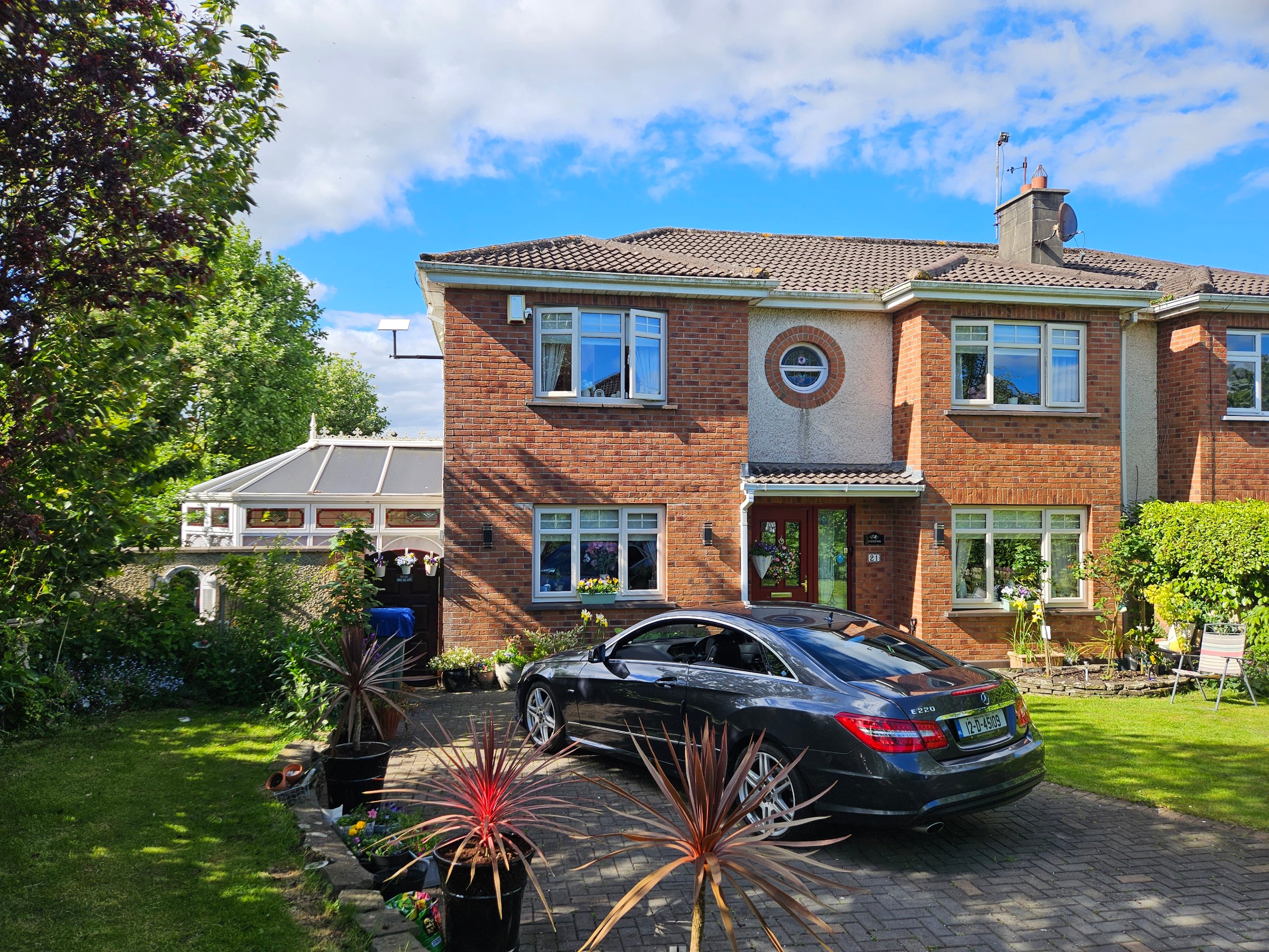 Four Bedroom House in Limerick City | Sleeps 8